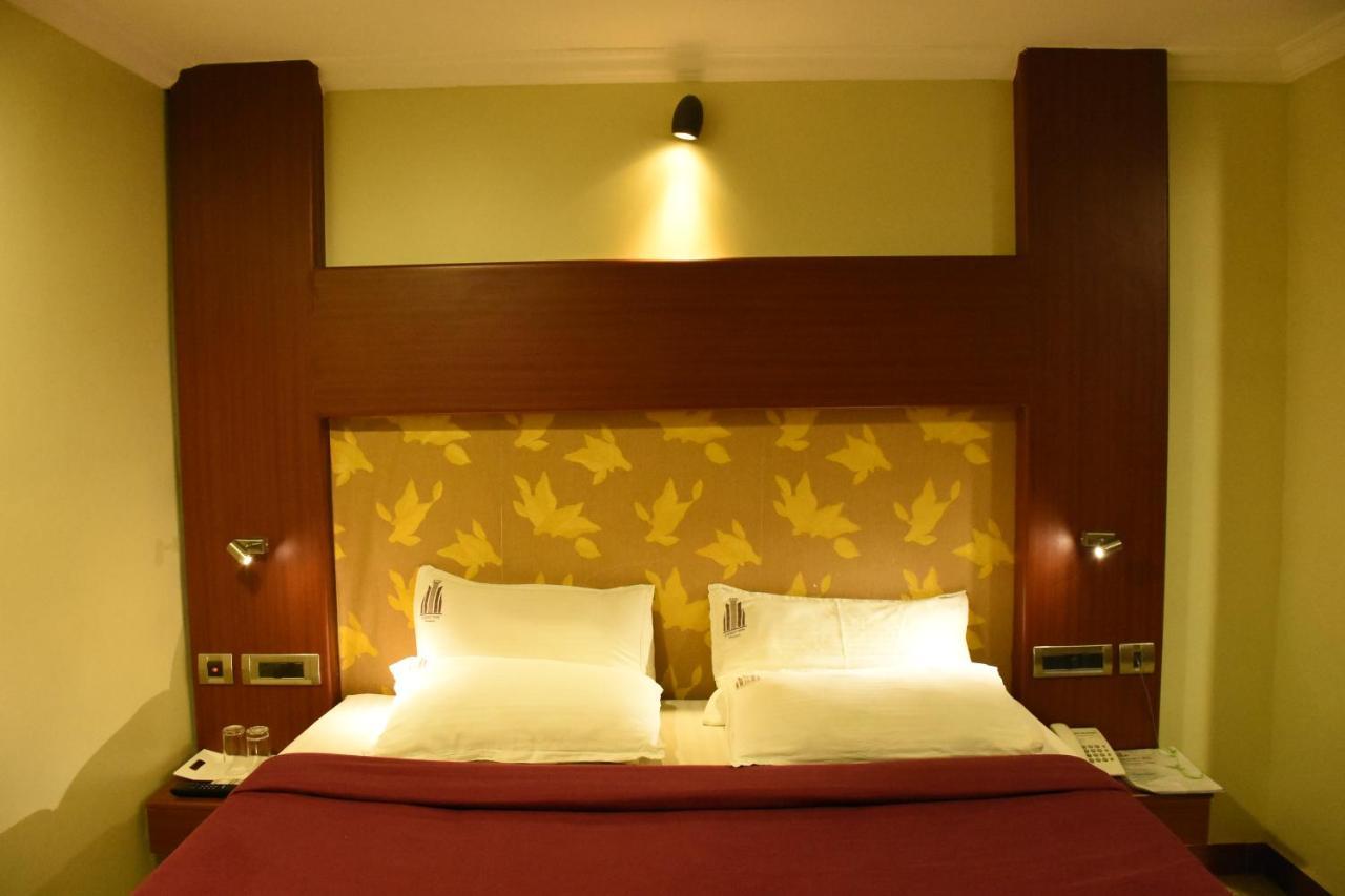 Everest Park Residency Tiruchirappalli Экстерьер фото
