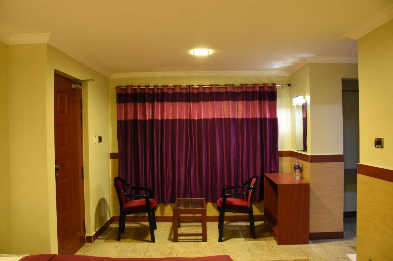 Everest Park Residency Tiruchirappalli Экстерьер фото